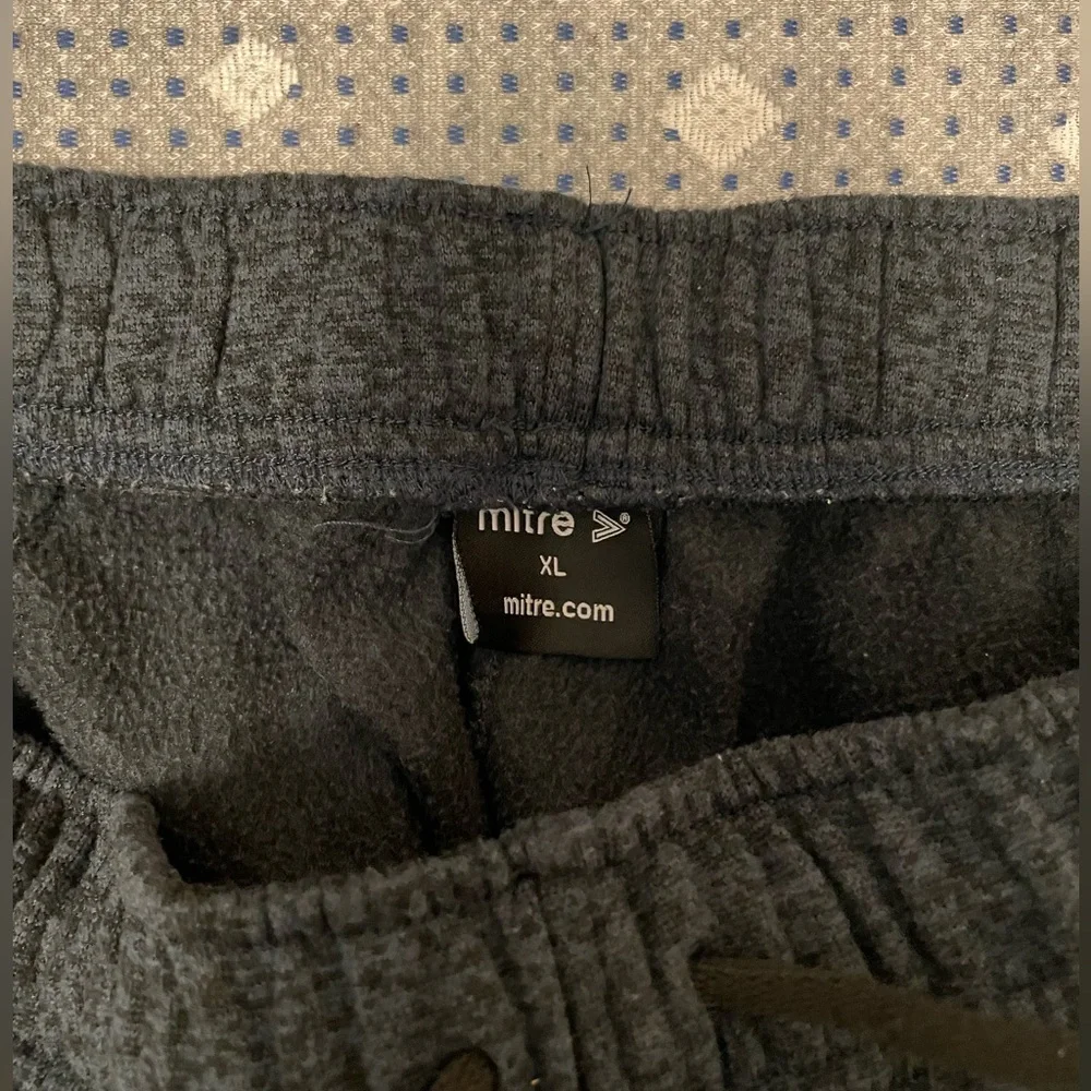 Men's Charcoal Jogger Pants - Picture 3 of 3